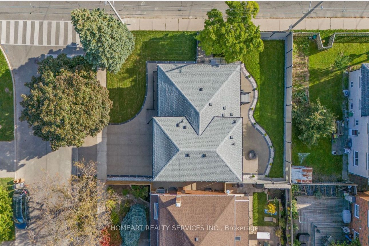 Additional image 3 of 35 Munford Crescent, Toronto, ON, M4B 1B9