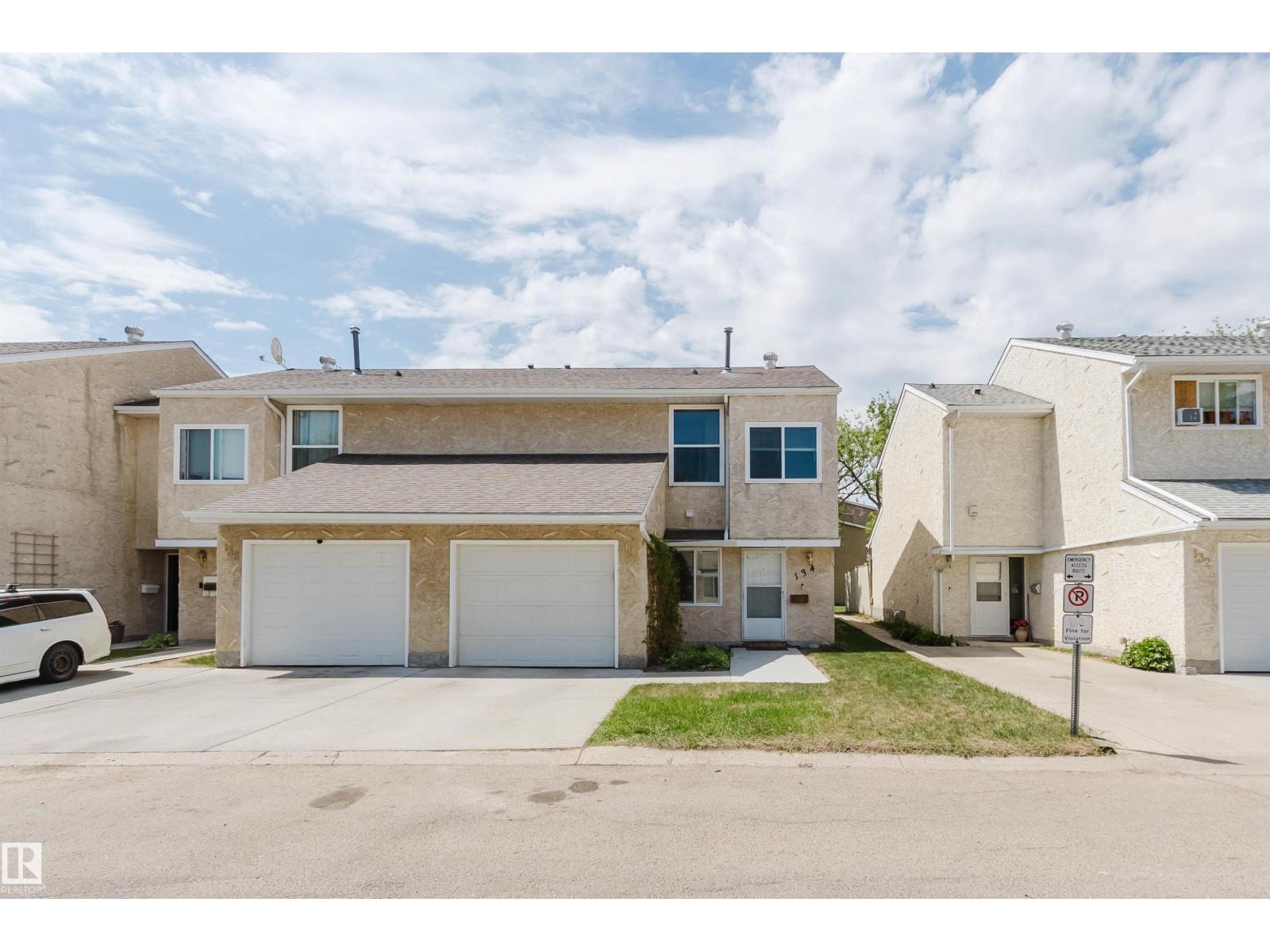 134 Callingwood Place NW, Edmonton, AB, T5T2C6