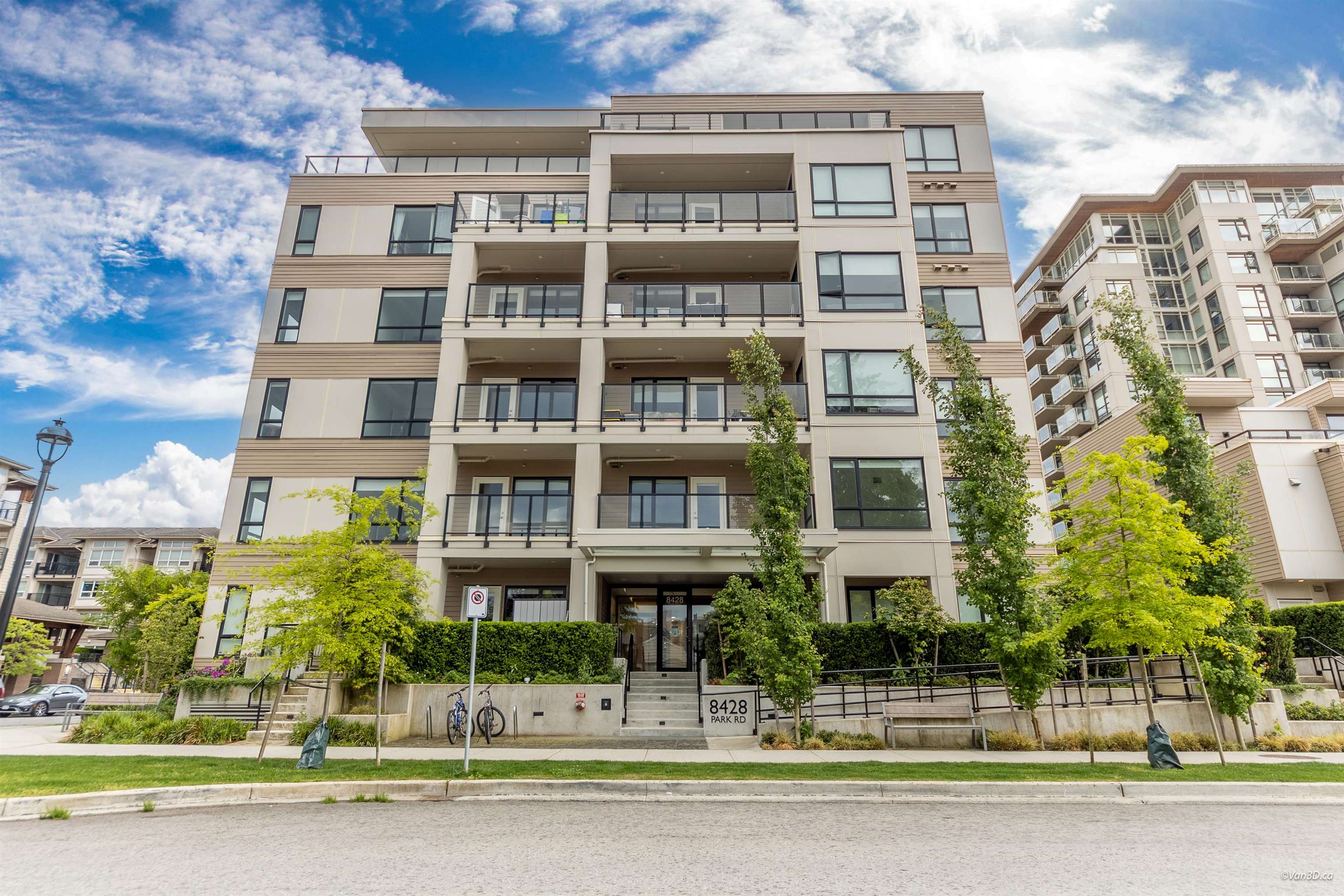 608-8428 Park Road, Richmond, BC, V6Y 0K1