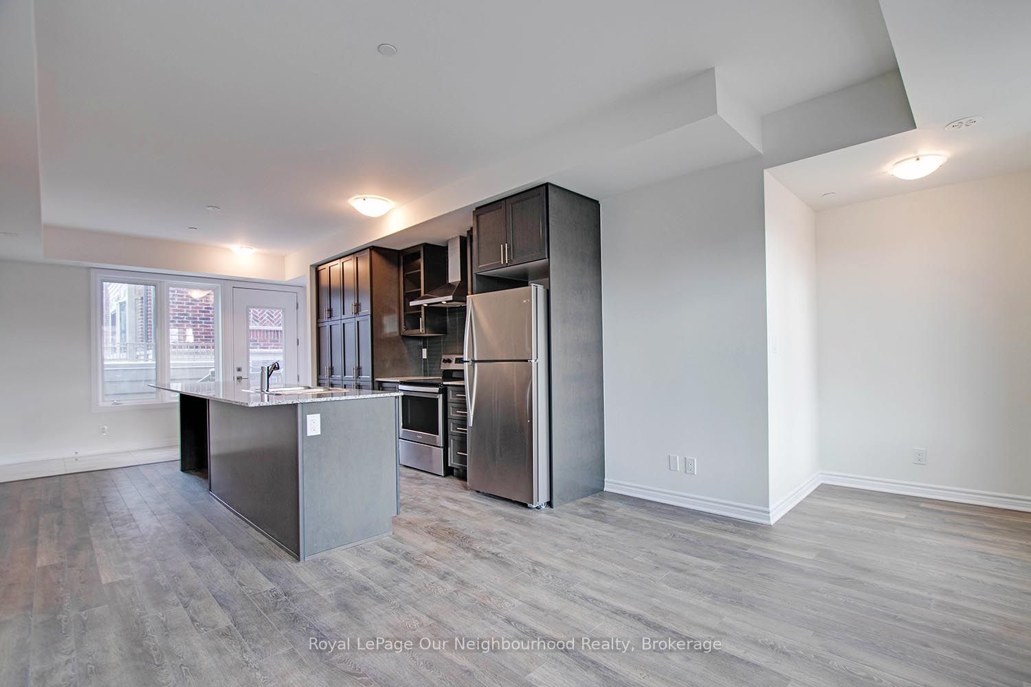 12-3580 Lakeshore Boulevard, Toronto, ON, M8W 3J6 photo 4