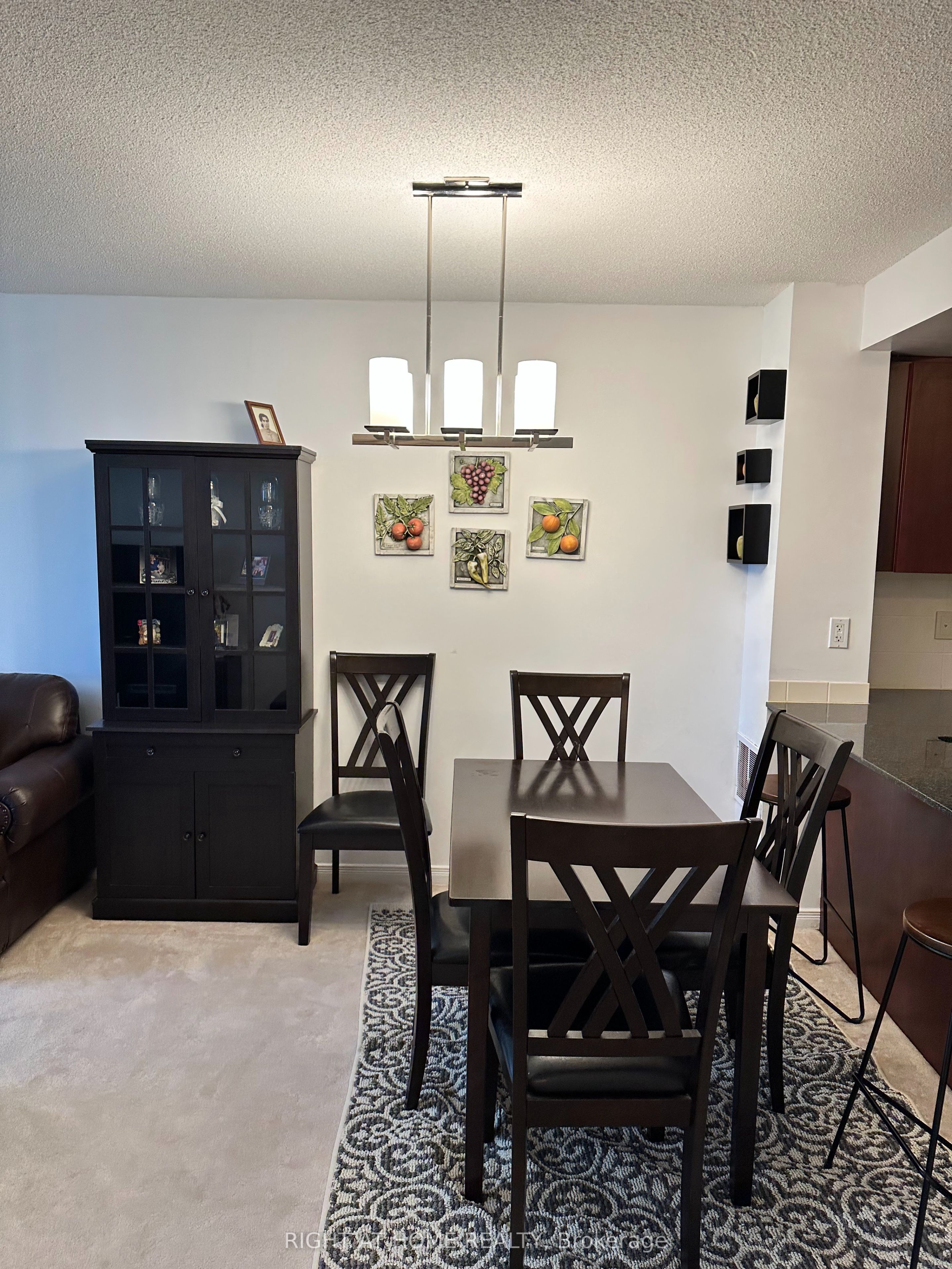 206-310 Red Maple Road, Richmond Hill, ON, L4C 0T7 photo 5