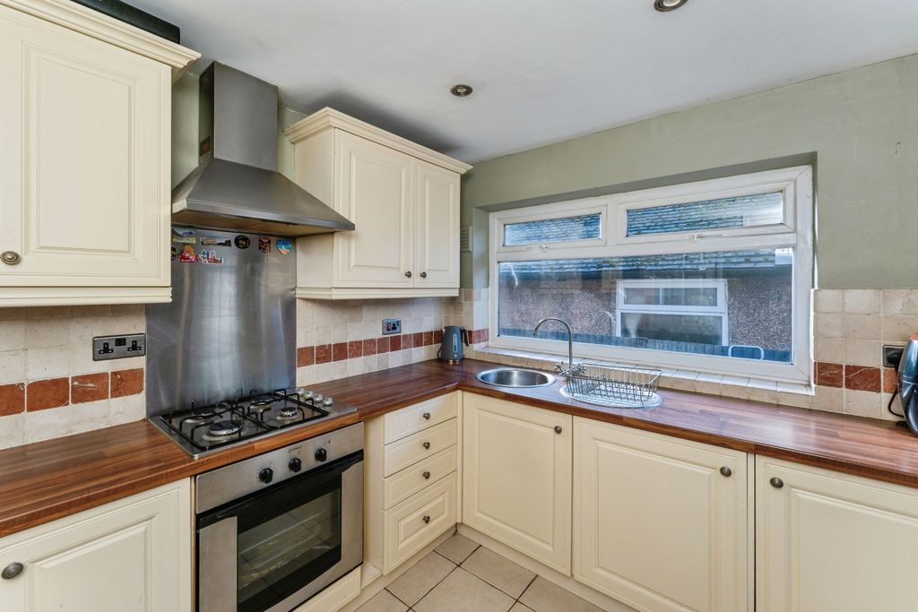 Additional image 5 of 4 bed detached house for saleEpworth Road, Rhyl LL18