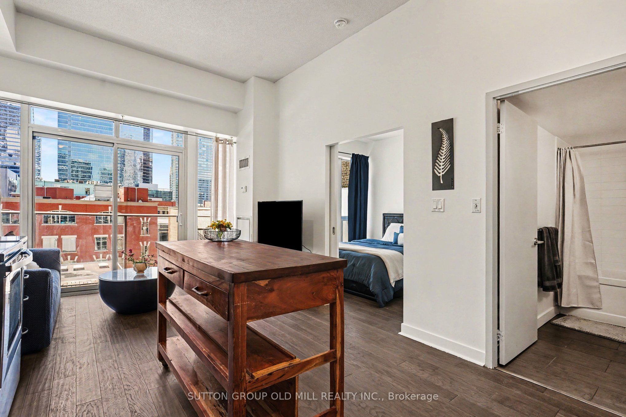 Additional image 3 of 713-126 Simcoe Street, Toronto, ON, M5H 4E6