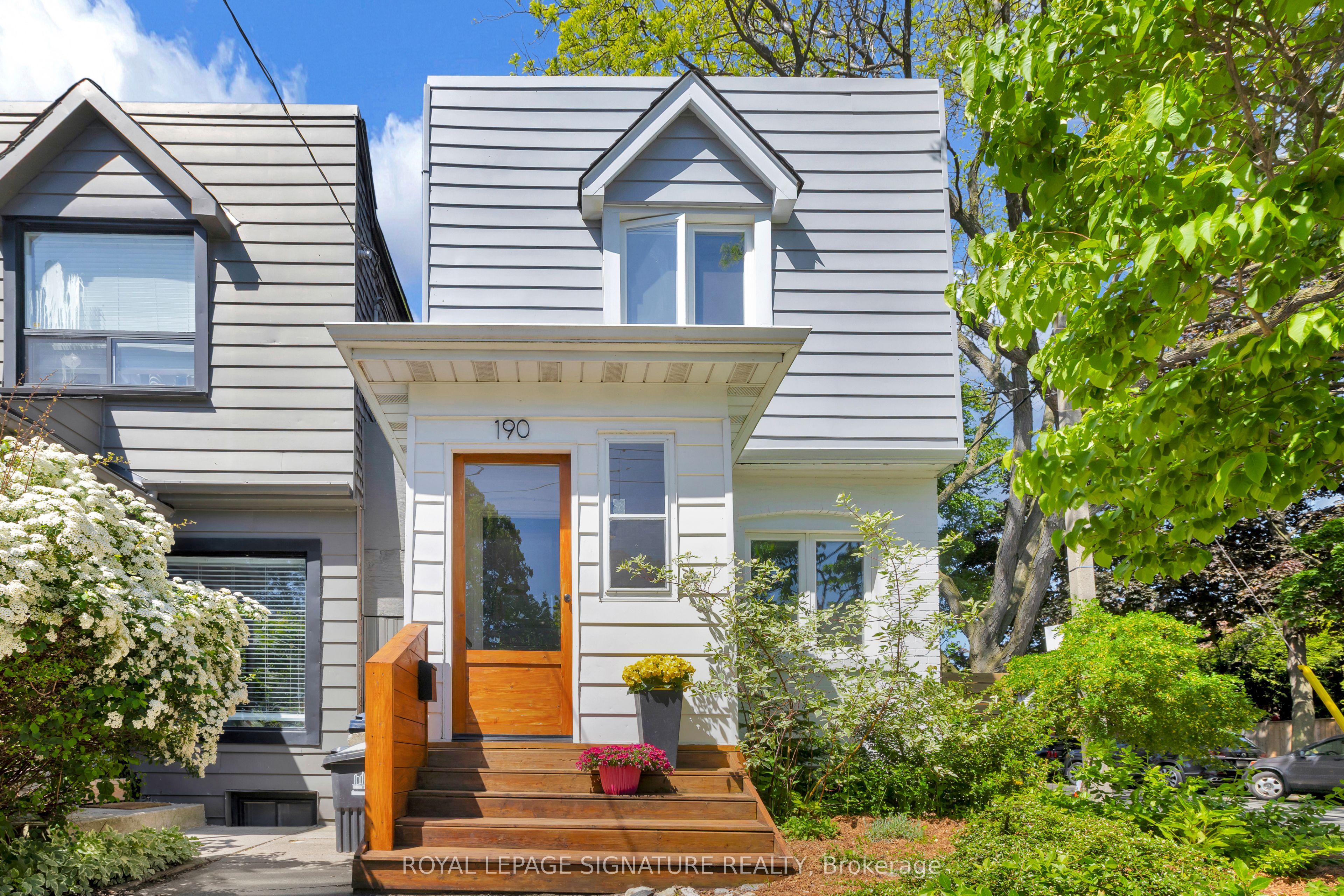 190 Alton Avenue, Toronto, ON, M4L 2M5