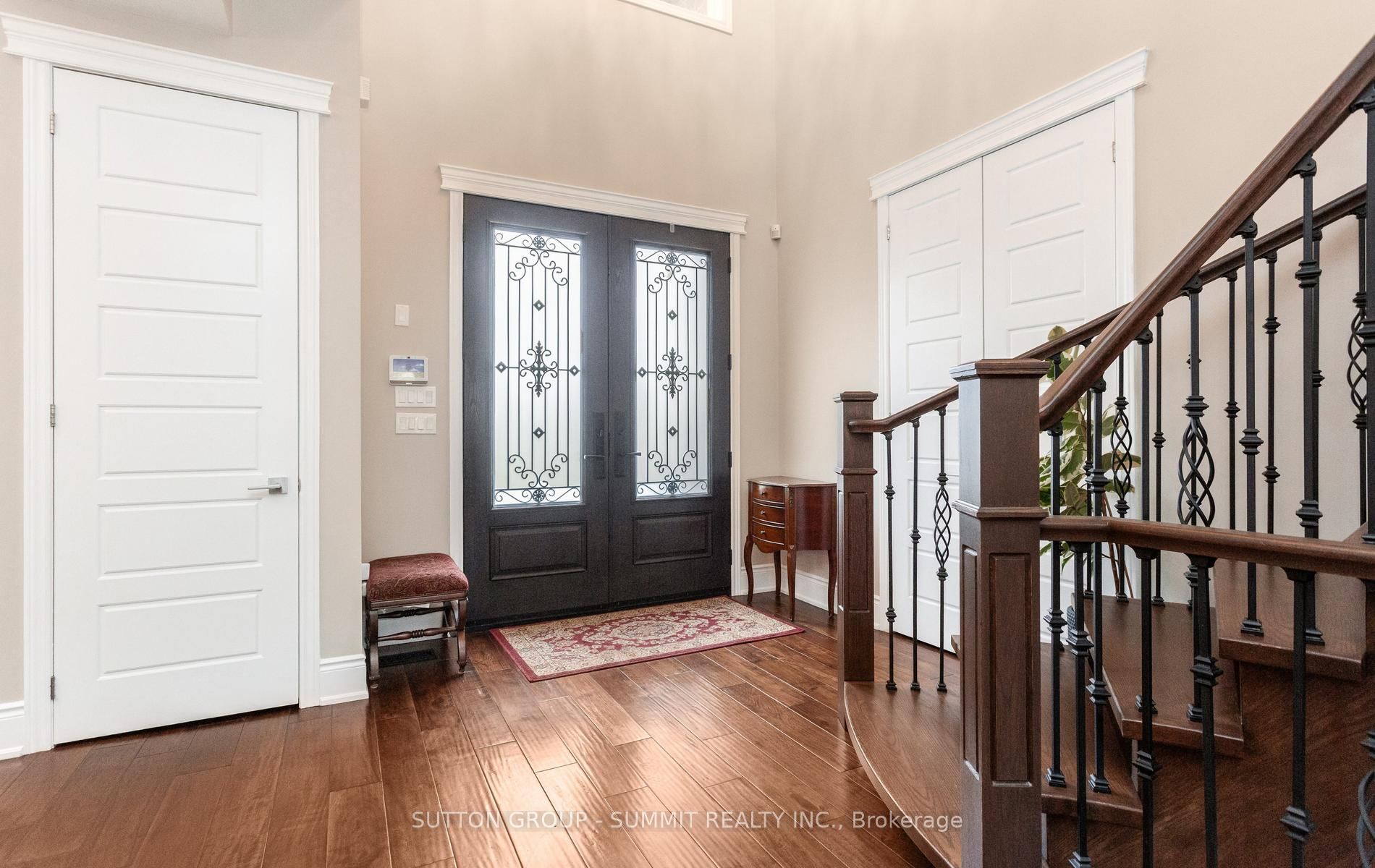 121 Ringwood Road, Oakville, ON, L6H 1K3 photo 3