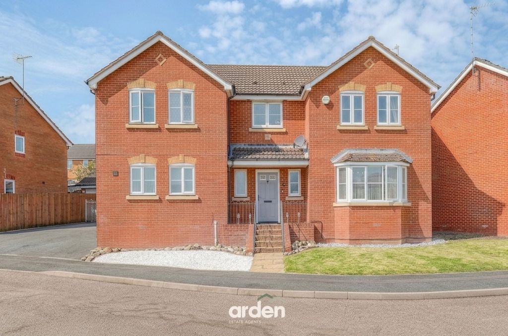 4 bed detached house for saleRobins Lane, Redditch B97