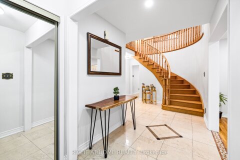 Additional image 8 of 4469 Idlewilde Crescent, Mississauga, ON, L5M 4E8