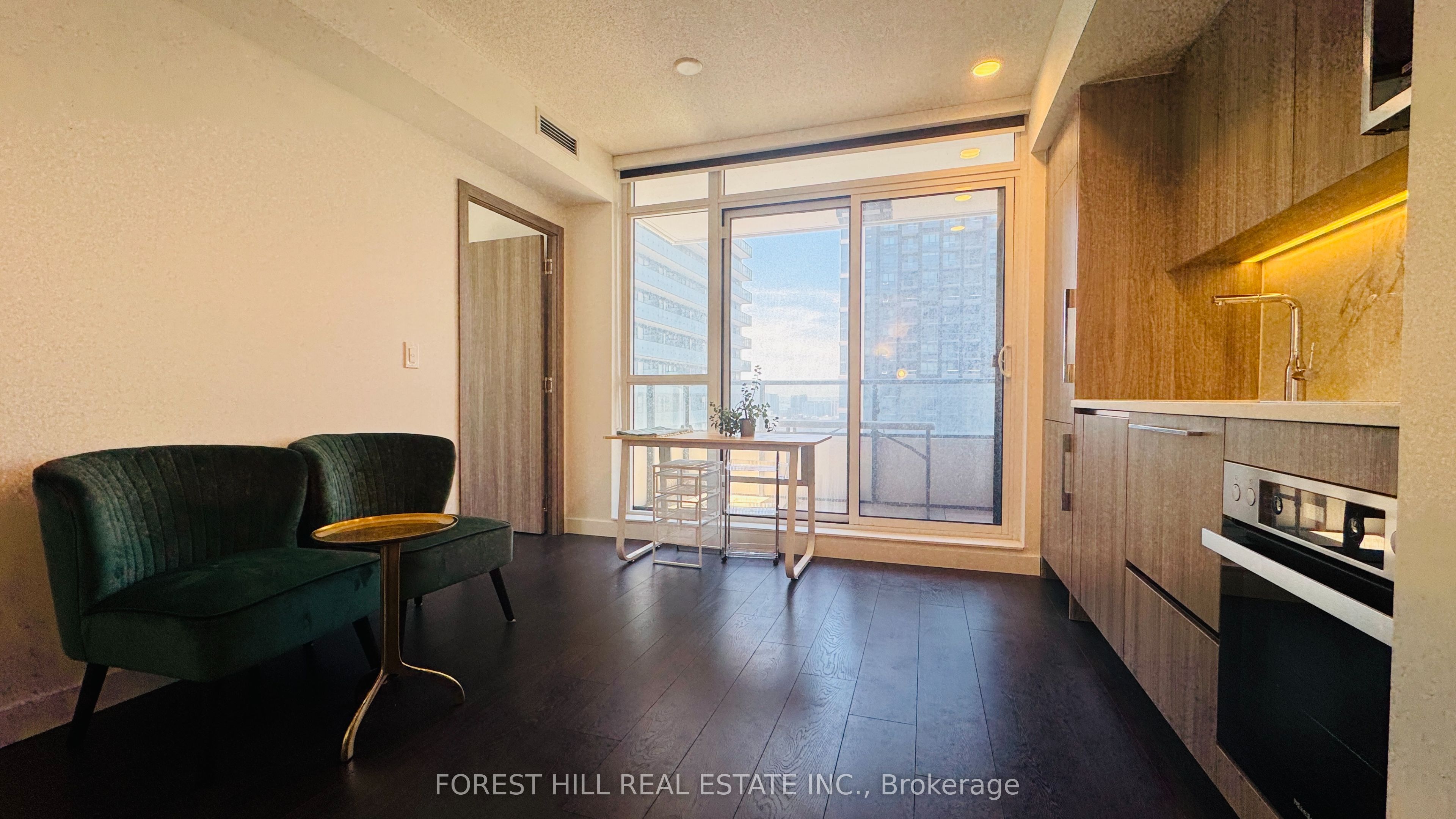 3707-38 Widmer Street, Toronto, ON, M5V 0P7 photo 5