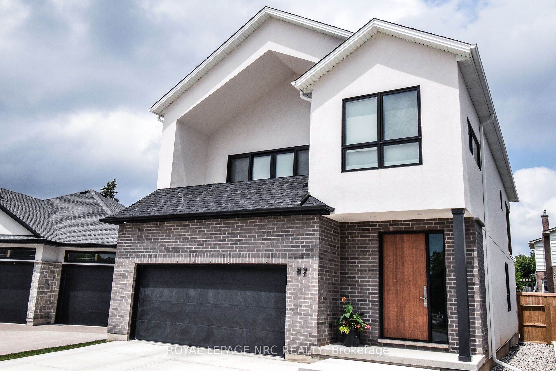 82 Ivy Crescent, Thorold, ON, L2V 0J9