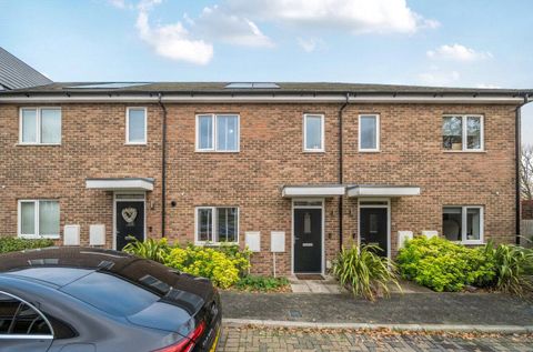 Masterman Place, Uxbridge UB10