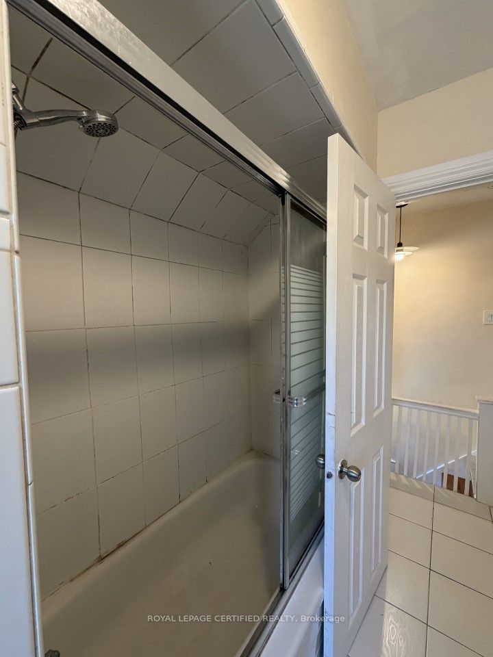 Additional image 6 of 148 Belgravia Avenue, Toronto, ON, M6E 2M7