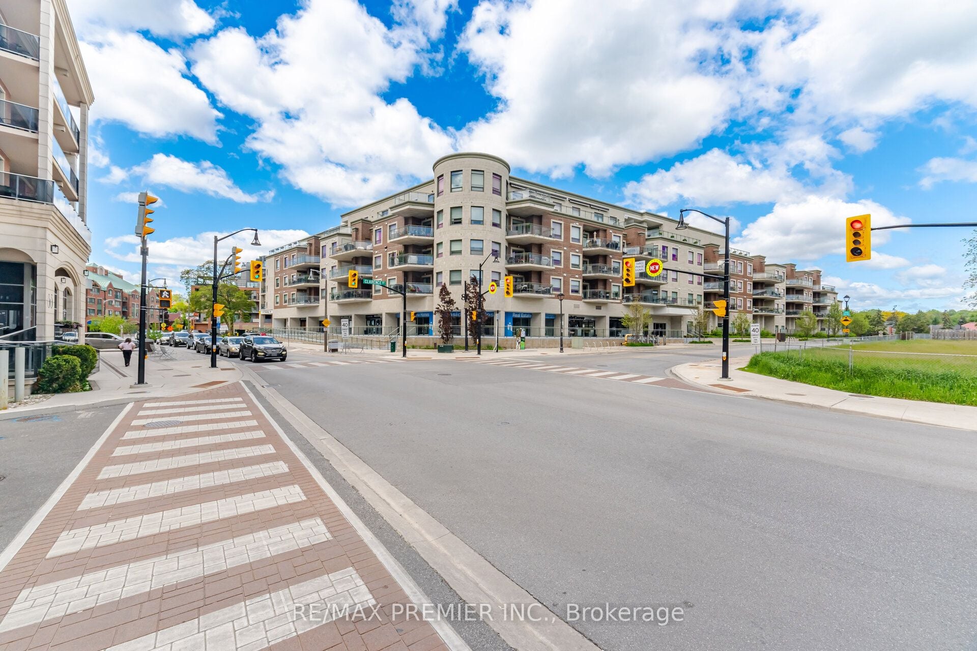 305-86 Woodbridge Avenue, Vaughan, ON, L4L 1L3
