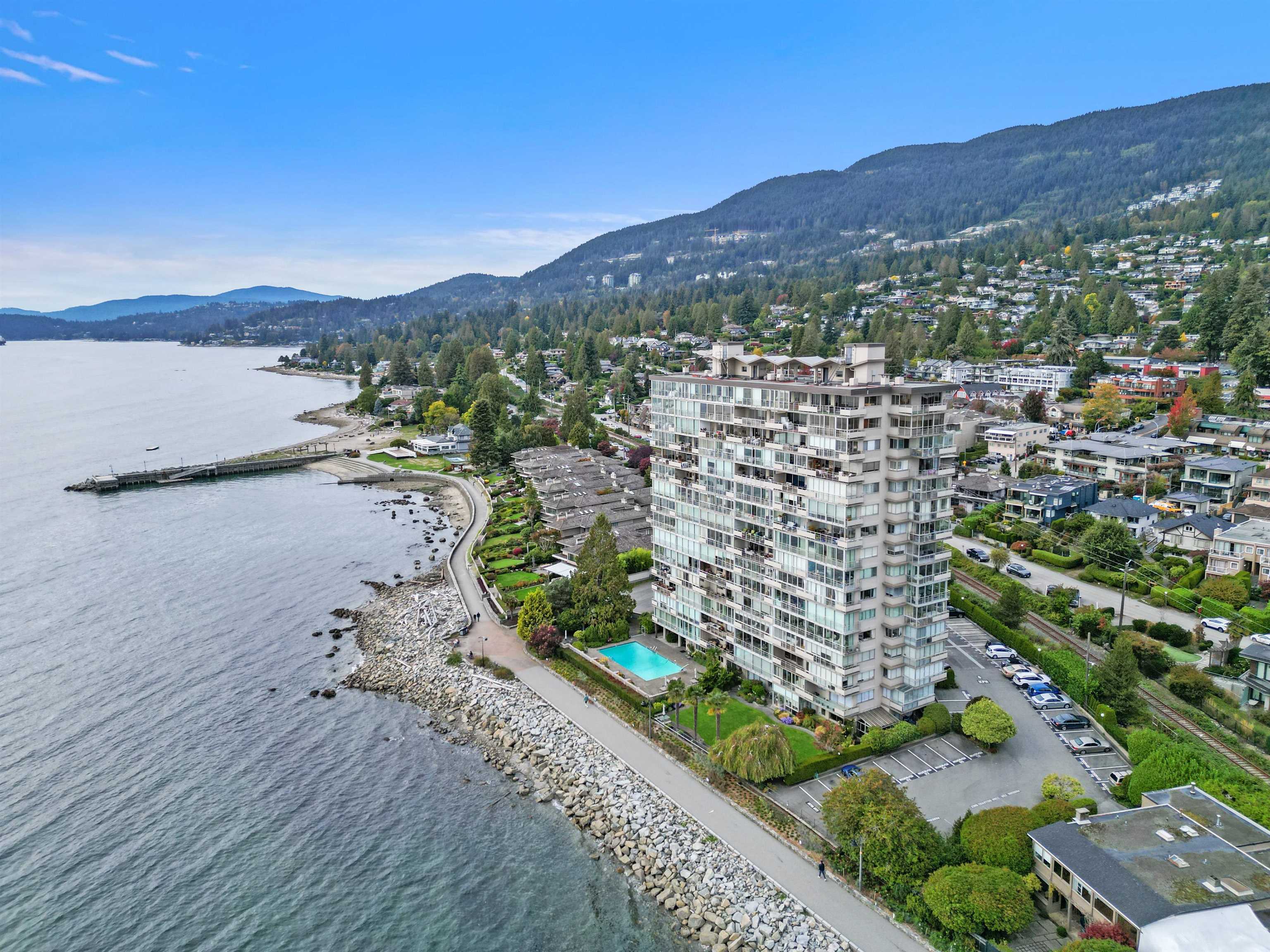 1006-150 24th Street, West Vancouver, BC, V7V 4G8