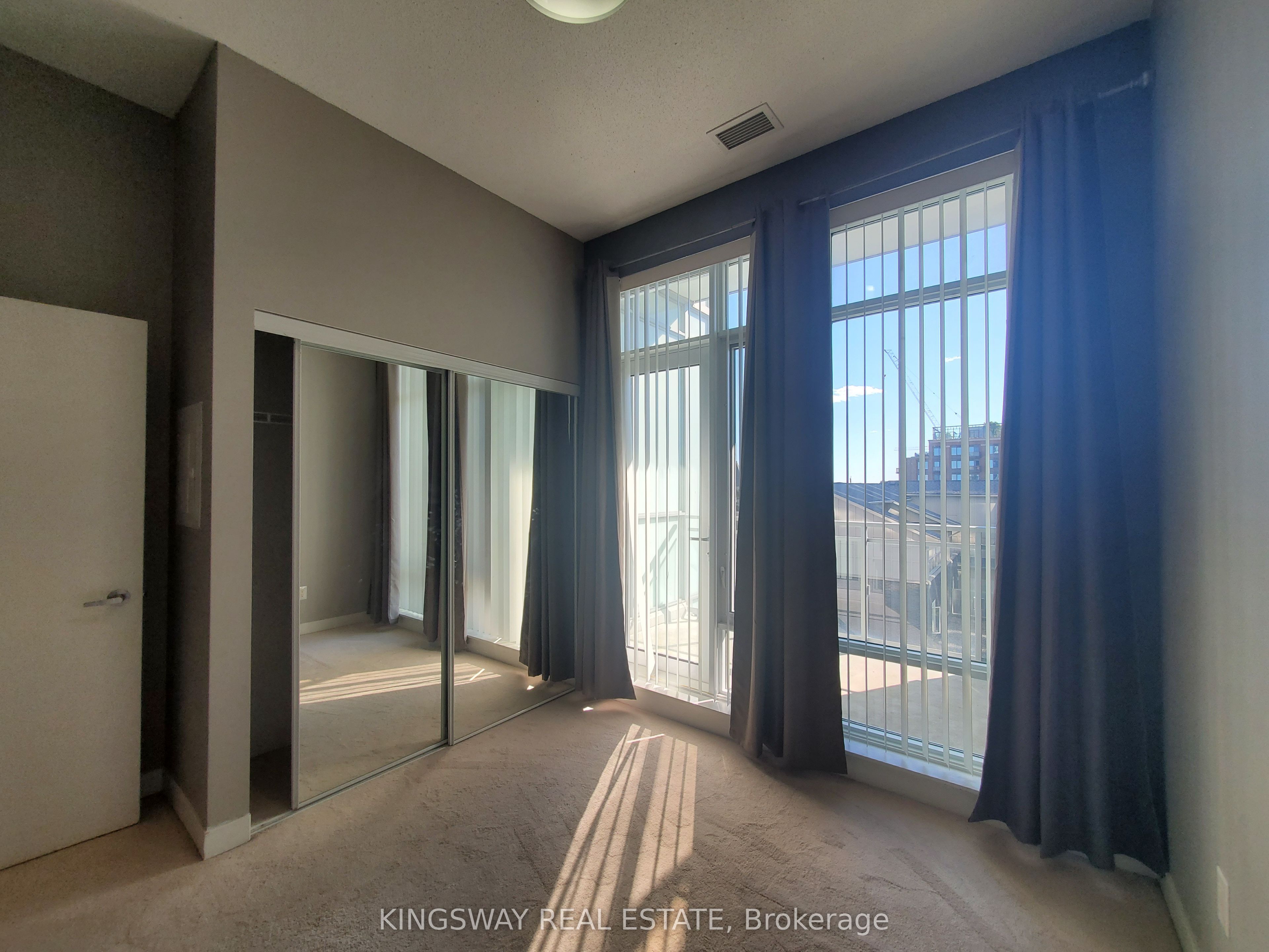 Additional image 5 of 405-365 Prince Of Wales Drive, Mississauga, ON, L5B 0G6