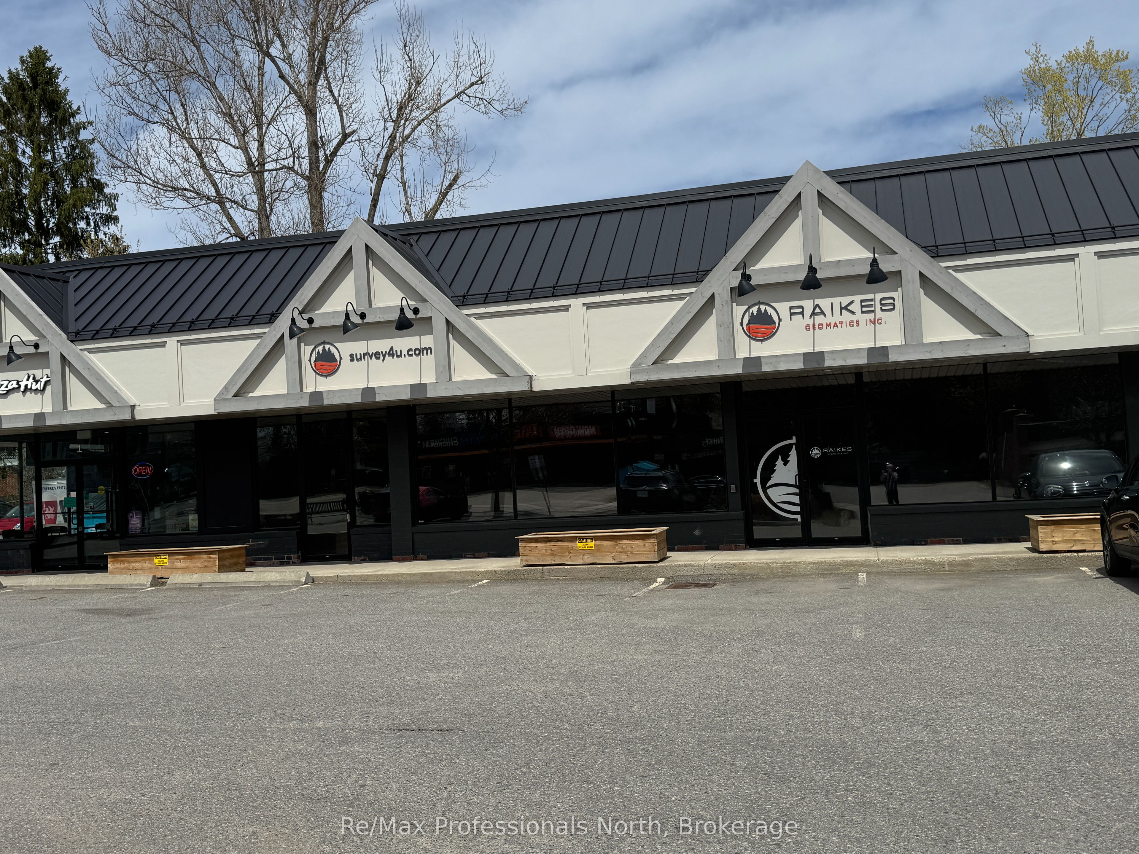 2-205 Manitoba Street, Bracebridge, ON, P1L 1S3