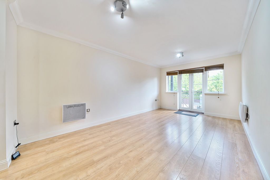 Additional image 12 of 2 bed flat for saleWharf Lane, Rickmansworth WD3