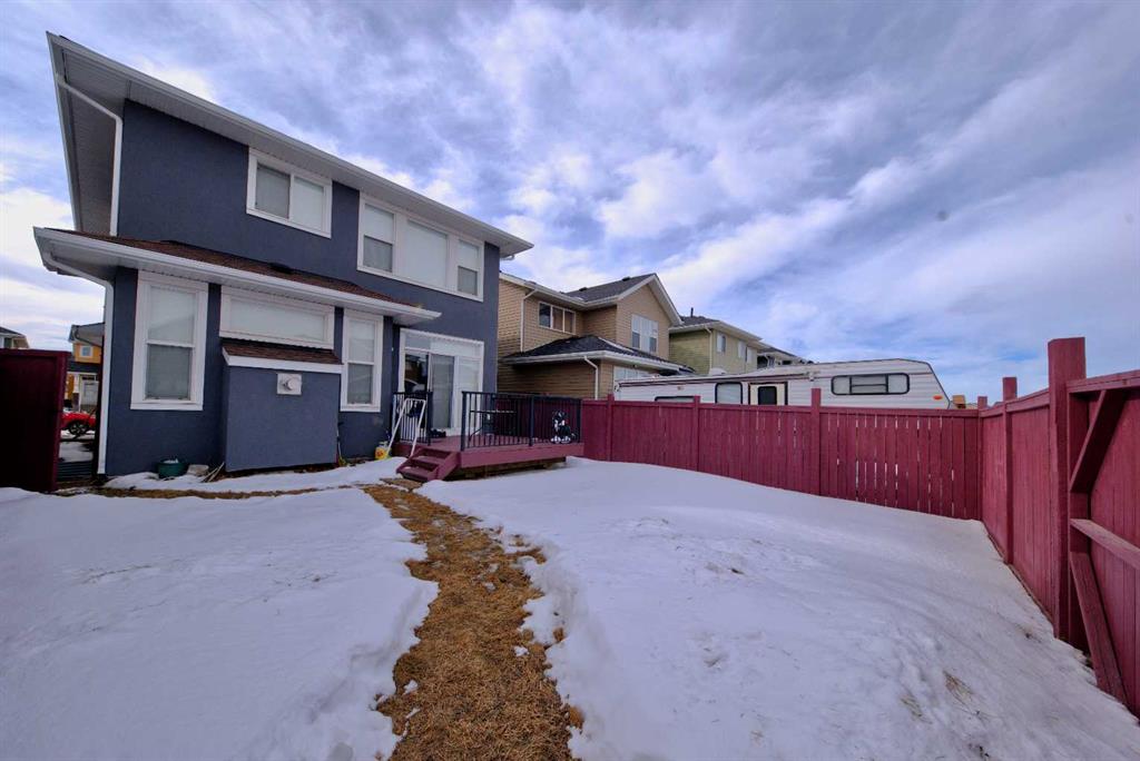 18 Redstone Manor NE, Calgary, AB, T3N0J5 photo 5