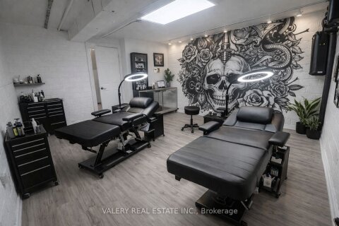B-936 Pape Avenue, Toronto, ON, M4K 3V2 photo 5