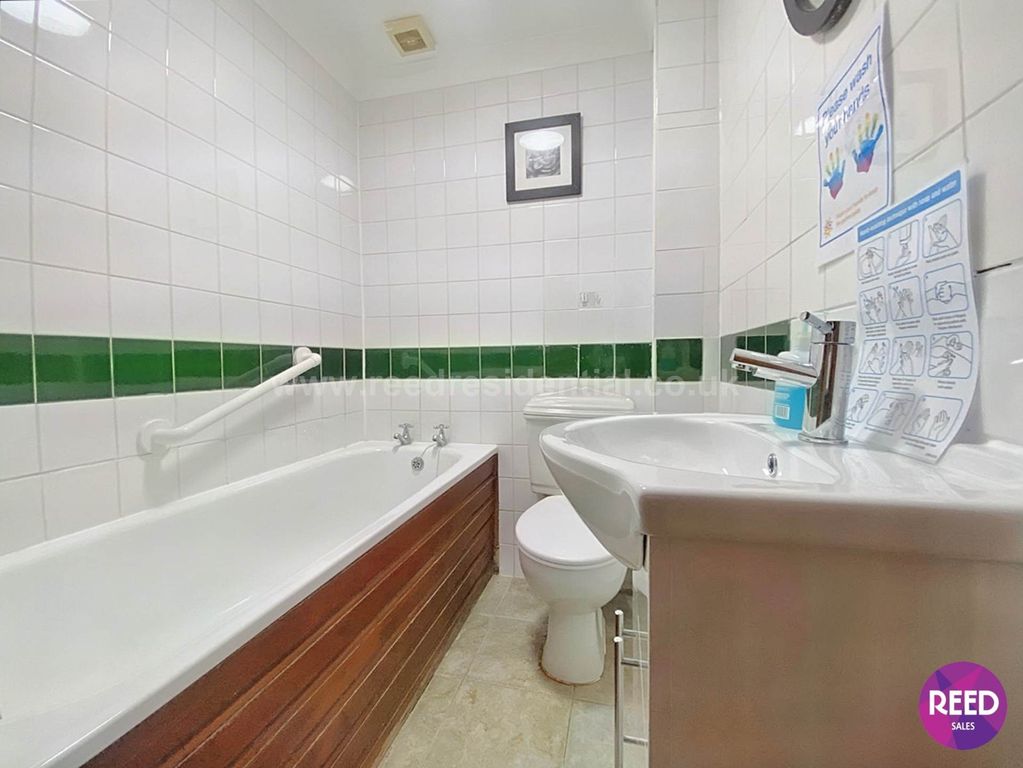 Additional image 29 of 10 bed detached house for saleDorset Gardens, Rochford SS4