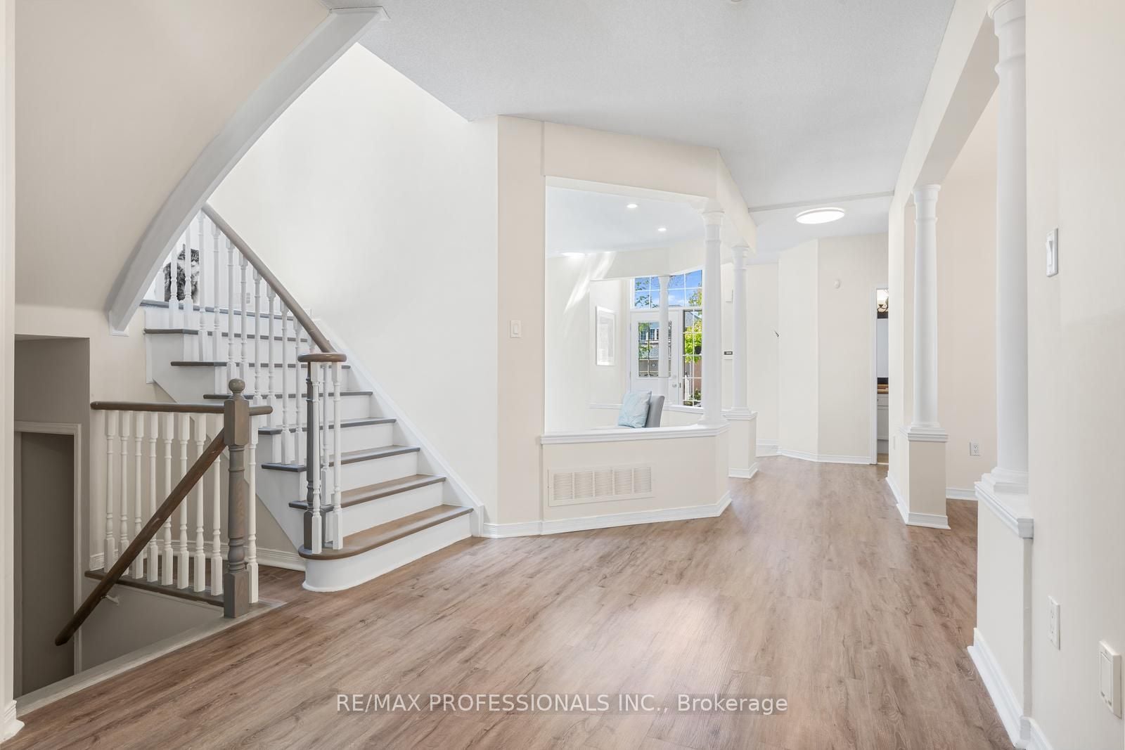 Additional image 4 of 106 Hollybush Drive, Vaughan, ON, L6A 2H3