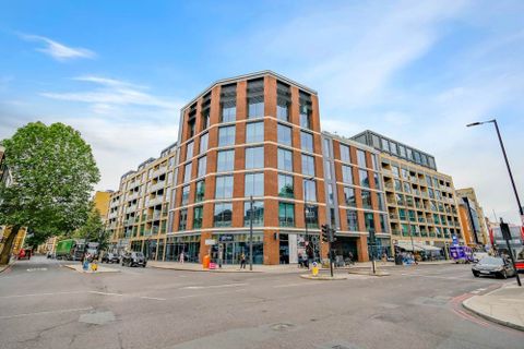 Hilary Mews, Brandon House SE1