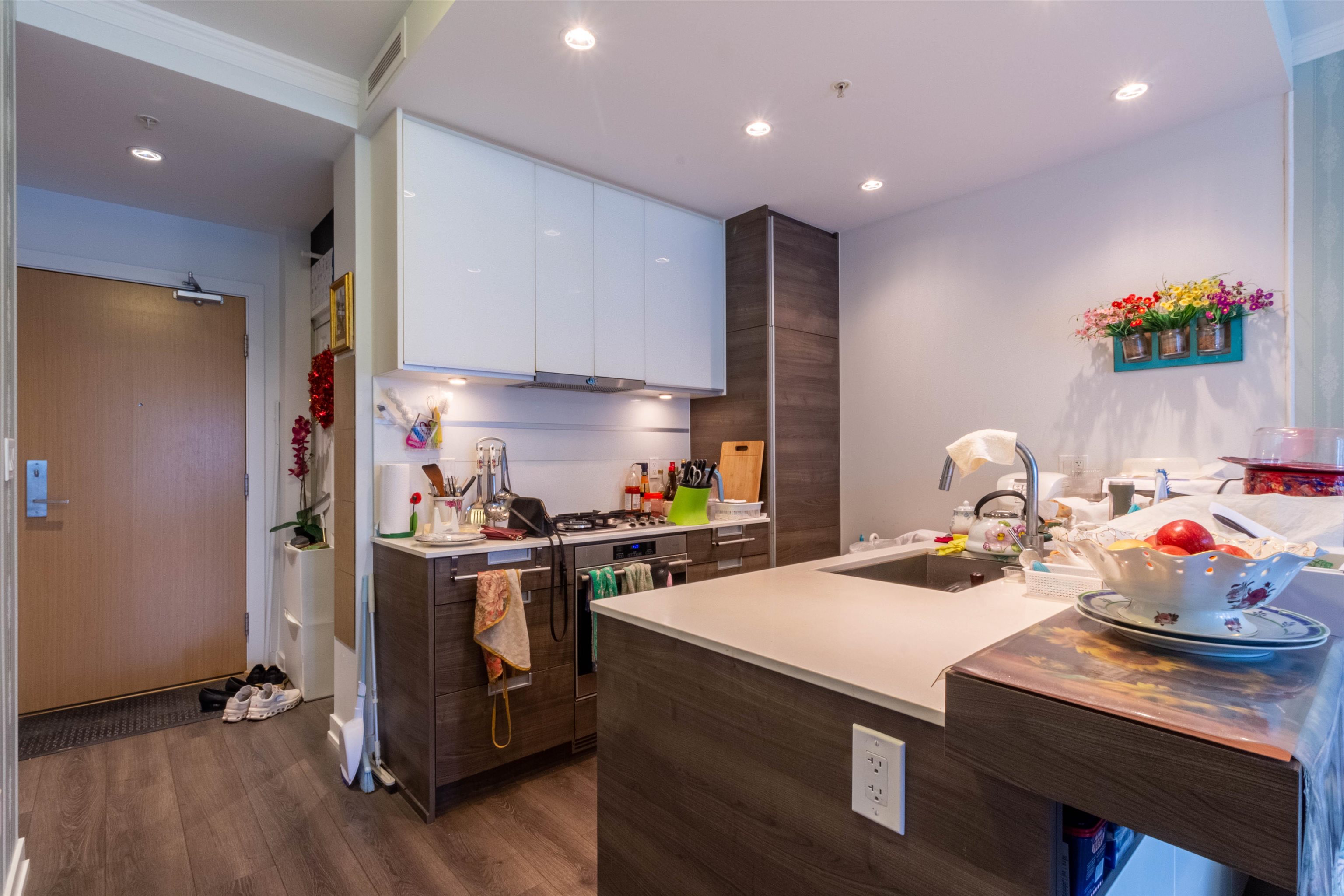 602-4688 Kingsway , Burnaby, BC, V5H 0E9 photo 3