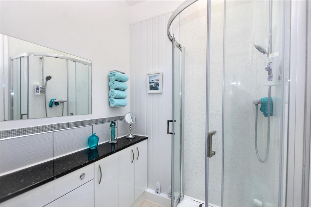 Additional image 10 of 2 bed flat for saleGweal Pawl, Redruth TR15