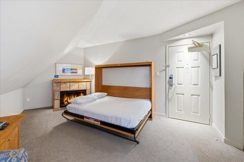 Additional image 8 of 528-4295 Blackcomb Way, Whistler, BC, V8E 0X2