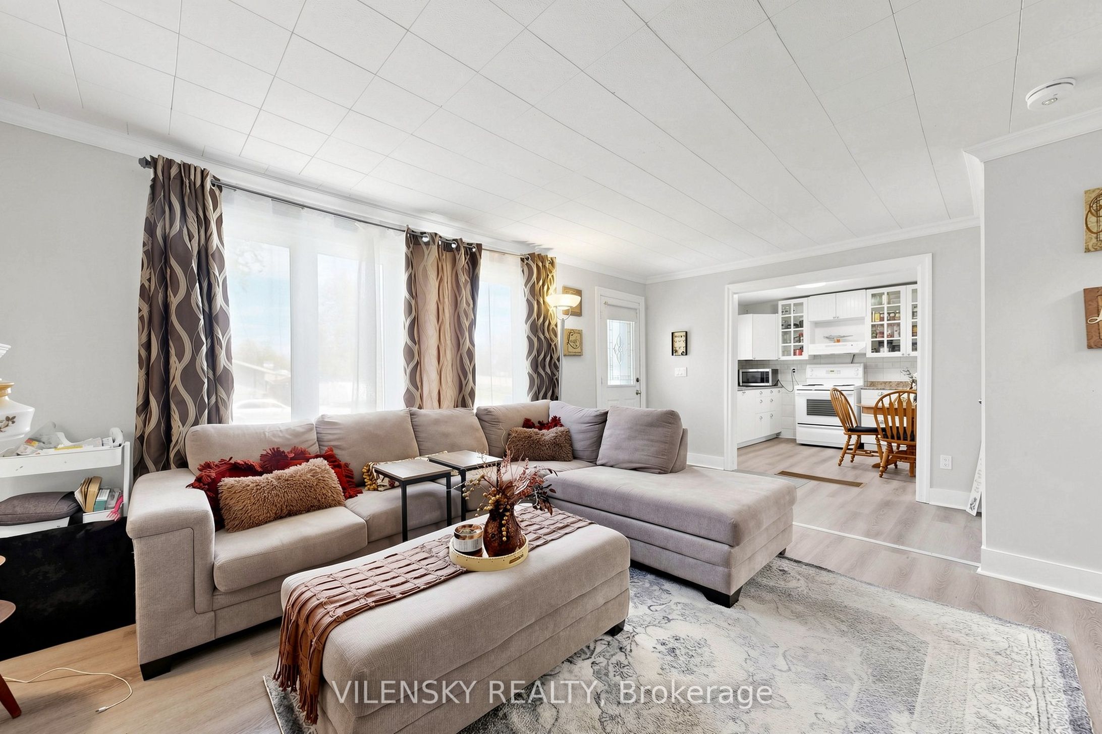 541 High Street, Orillia, ON, L3V 4X9 photo 3