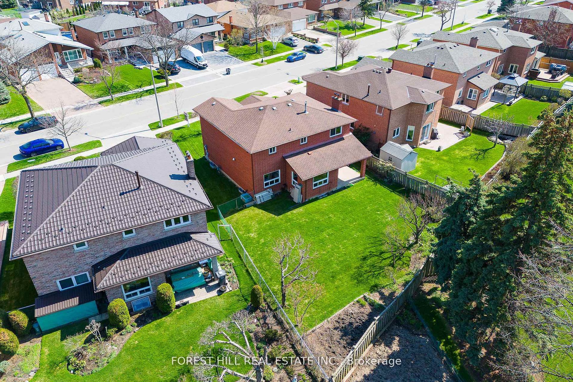 4129 Molly Avenue, Mississauga, ON, L4Z 1E3 photo 2