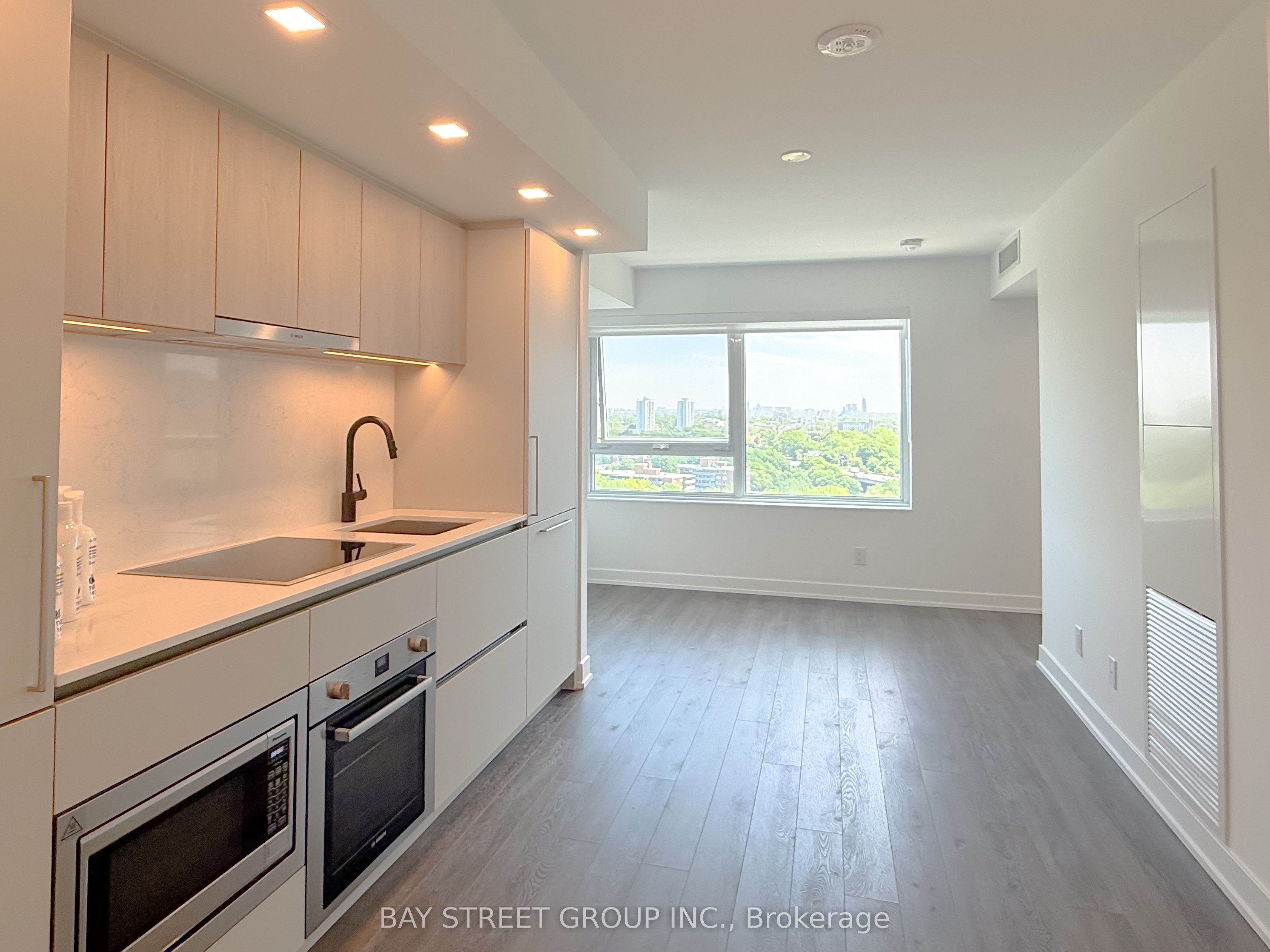 1409-609 Sherbourne Street, Toronto, ON, M4X 0A4