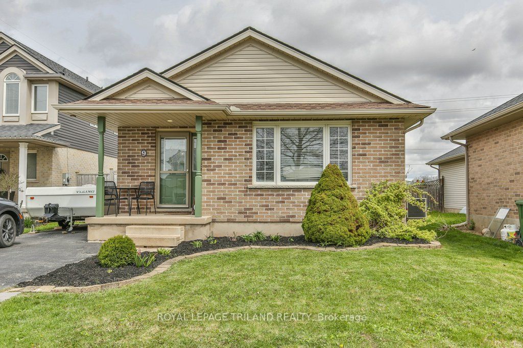 9 Brookside Drive, St. Thomas, ON, N5P 4P1 photo 5