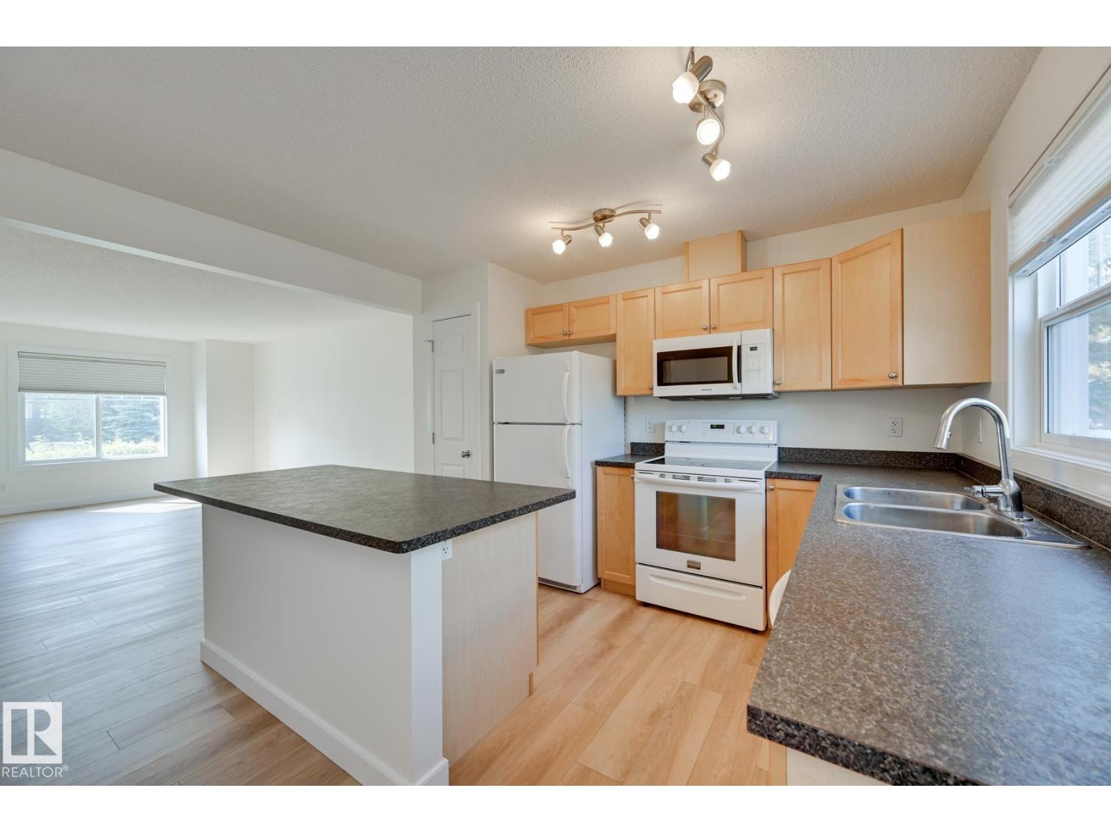 38-6032 38 Avenue NW, Edmonton, AB, T6L0A4 photo 5