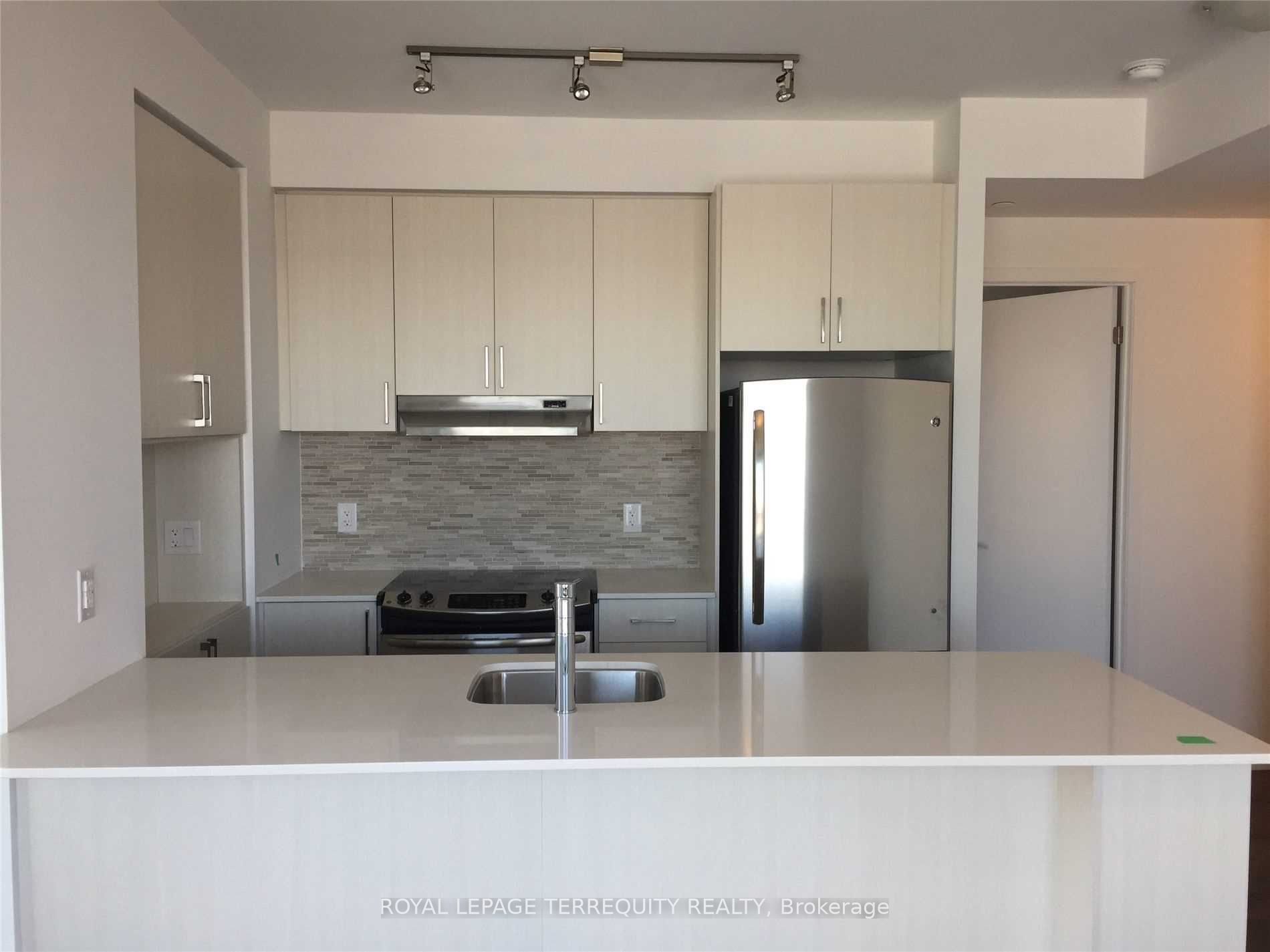 1311-2560 Eglinton Avenue W, Mississauga, ON, L5M 0Y3 photo 2
