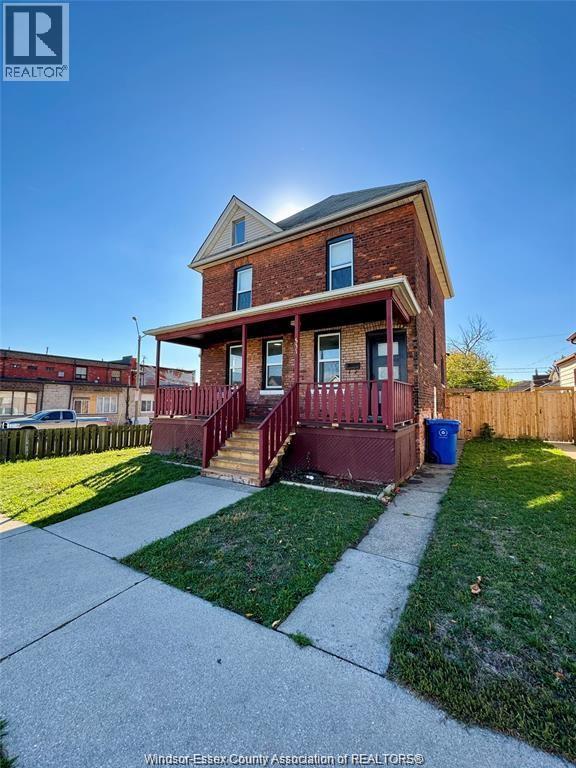 531 Langlois , Windsor, ON, N9A2G3 photo 3