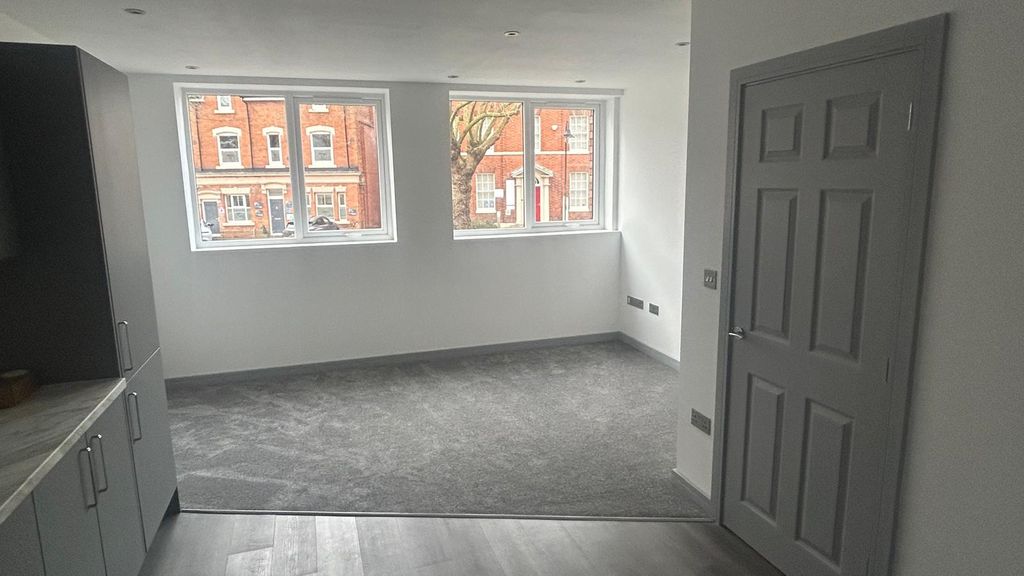 1 bed flat for saleProspect Hill, Redditch B97 photo 5