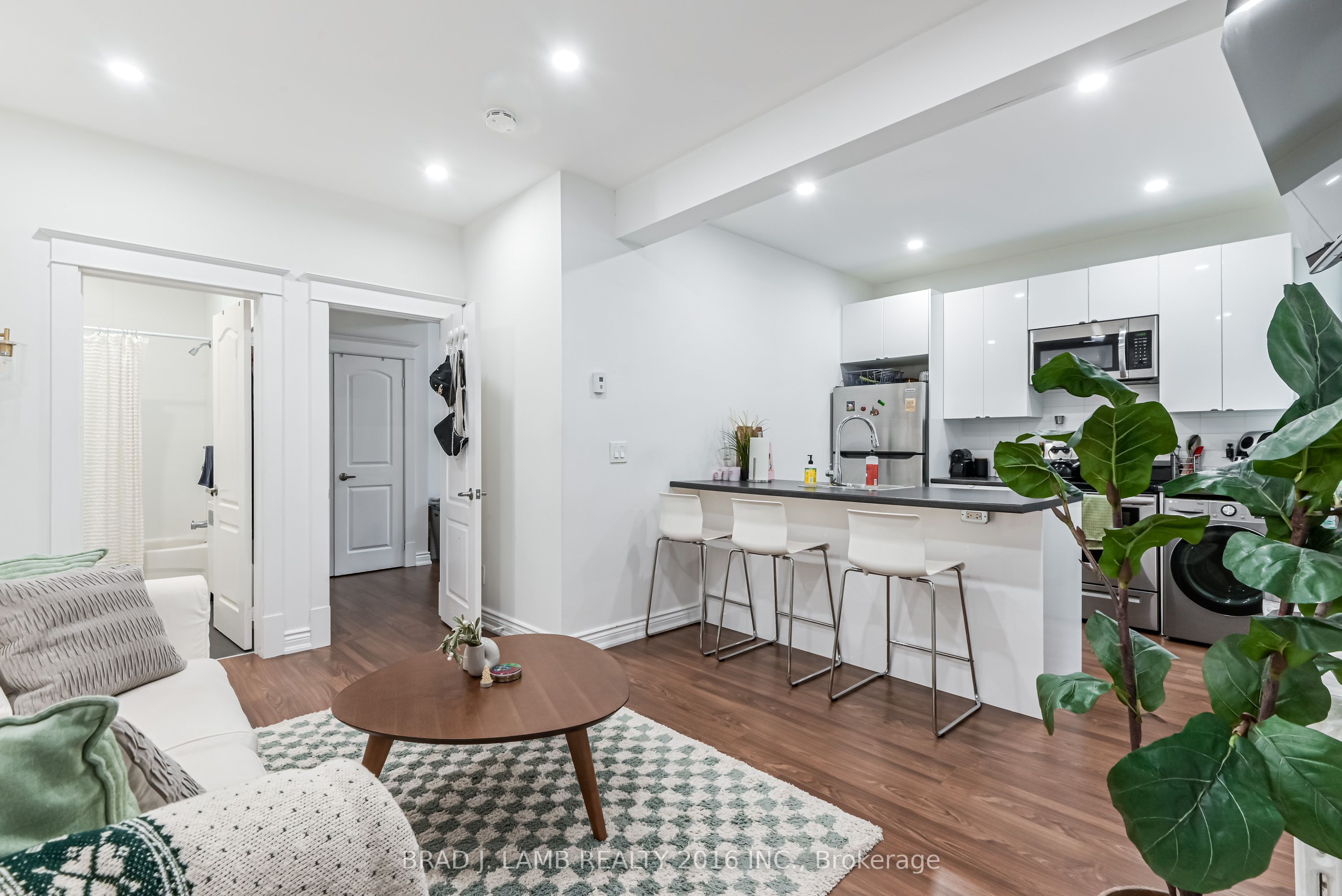 2-56 Wright Avenue, Toronto, ON, M6R 1K8 photo 4