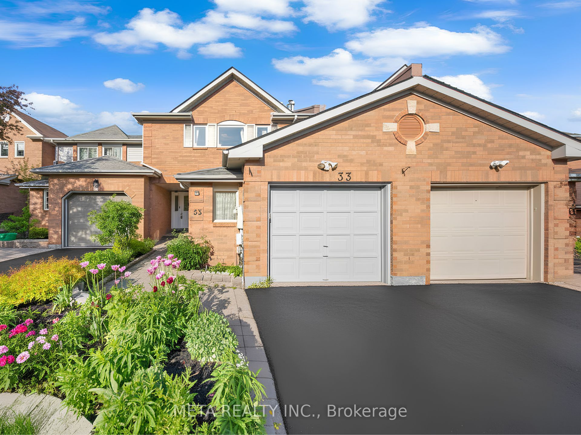33 Heaver Drive, Whitby, ON, L1N 8X2