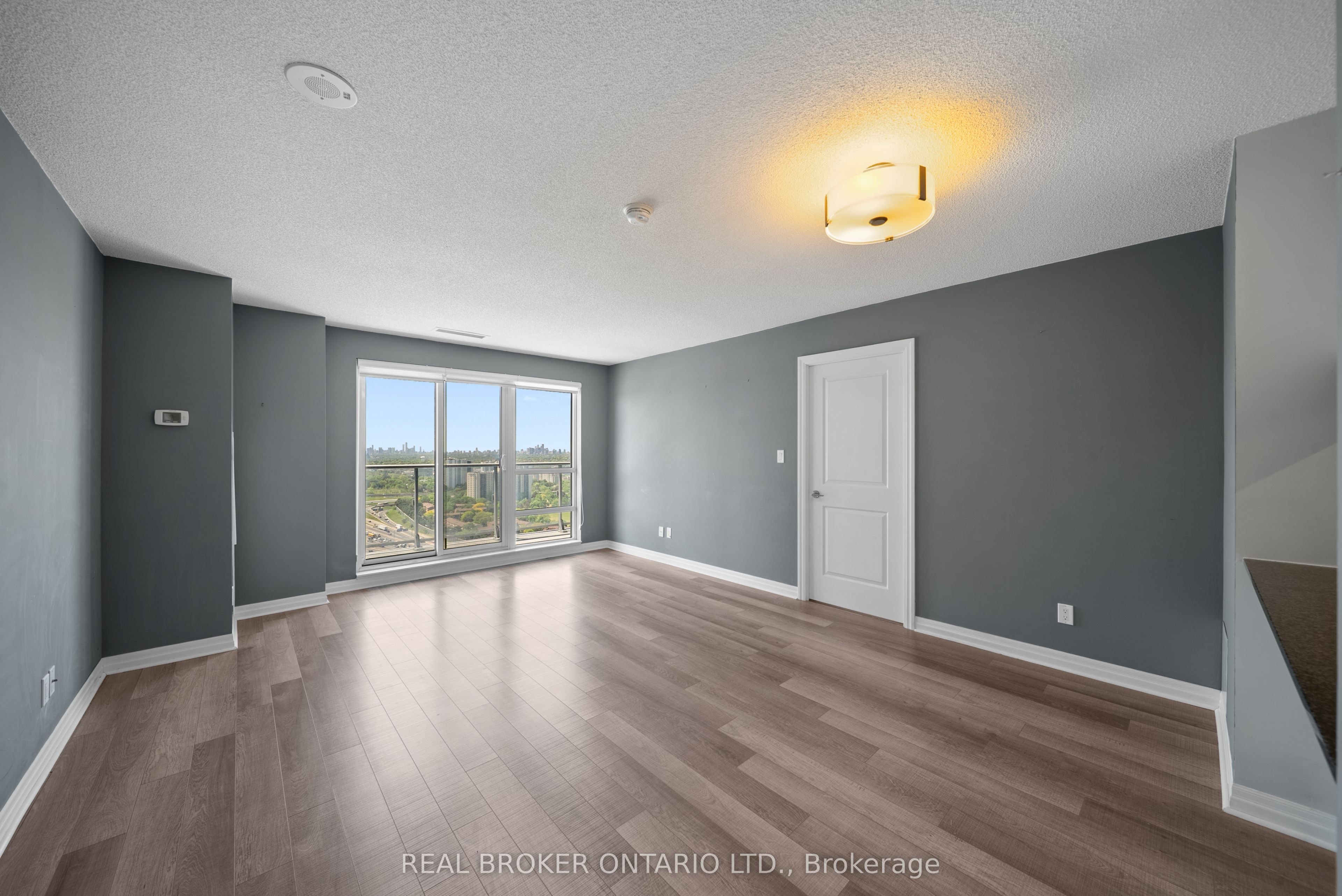 3010-2015 Sheppard Avenue E, Toronto, ON, M2J 0B3 photo 4
