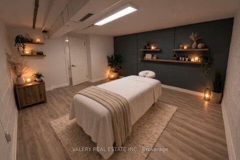 B-936 Pape Avenue, Toronto, ON, M4K 3V2 photo 4