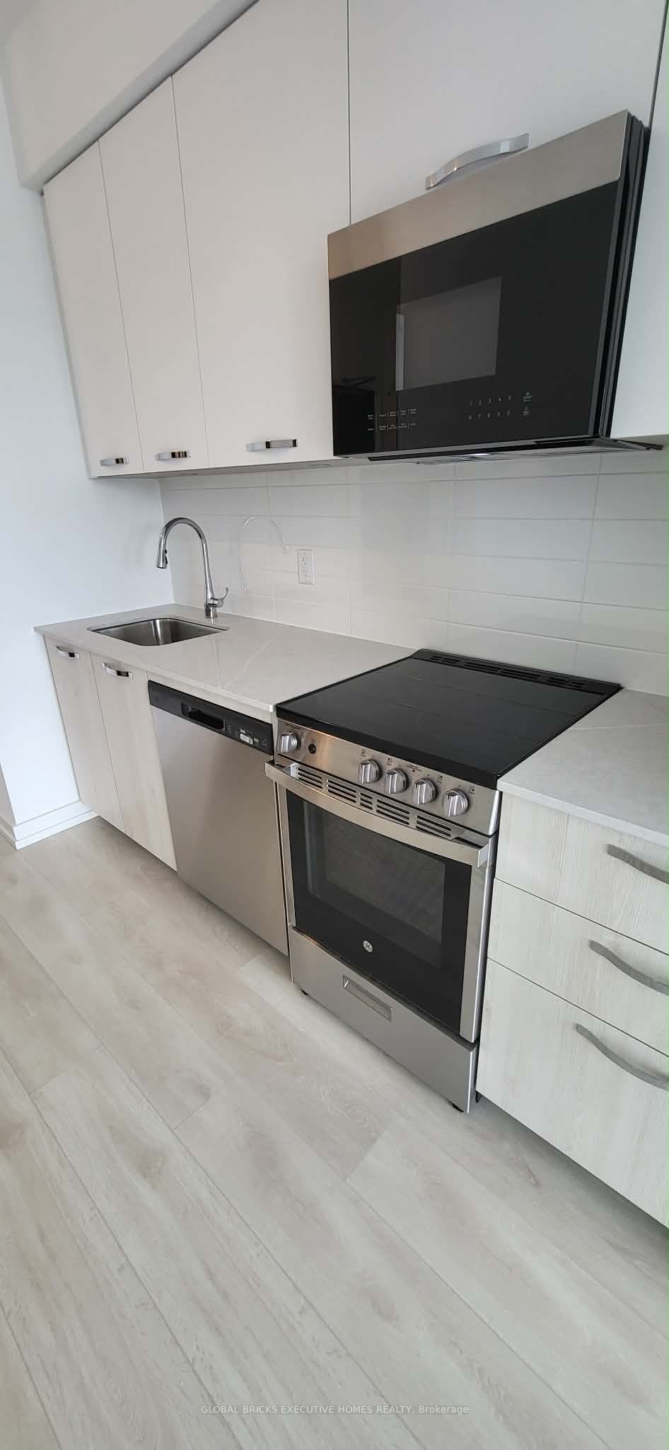 Additional image 4 of 2311-75 James Street, Hamilton, ON, L8P 2Y9