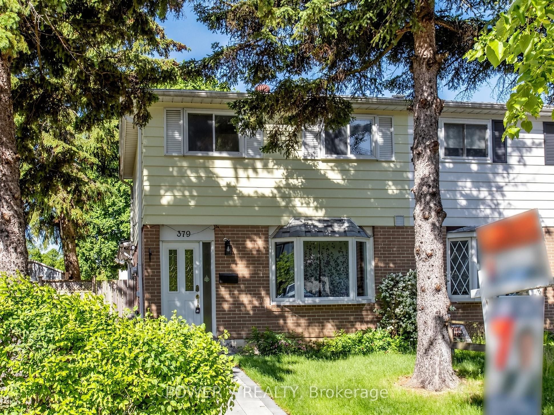 379 Hollyberry Trail, Toronto, ON, M2H 2P5