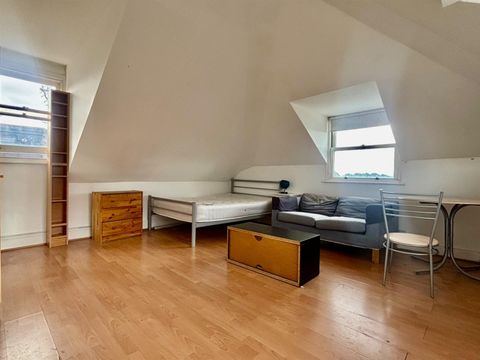 Fellows Road, London NW3, Room to rent