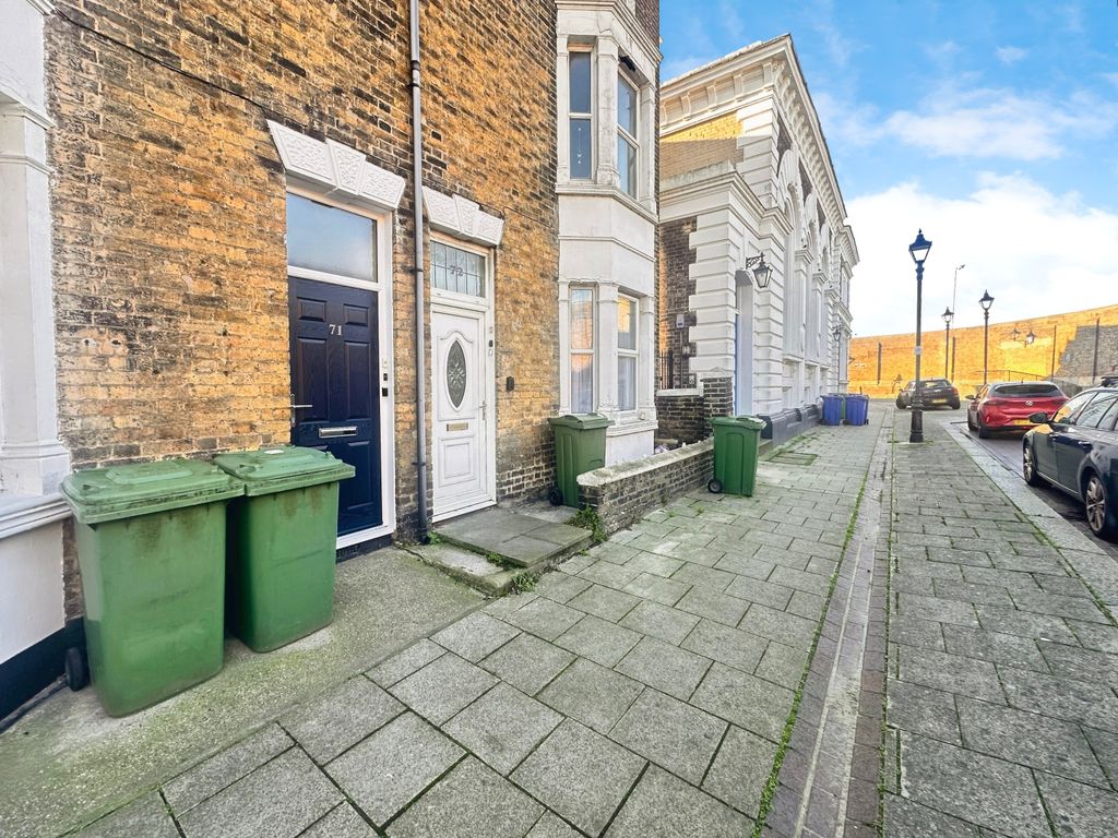 Additional image 19 of 1 bed flat for saleHigh Street, Sheerness ME12