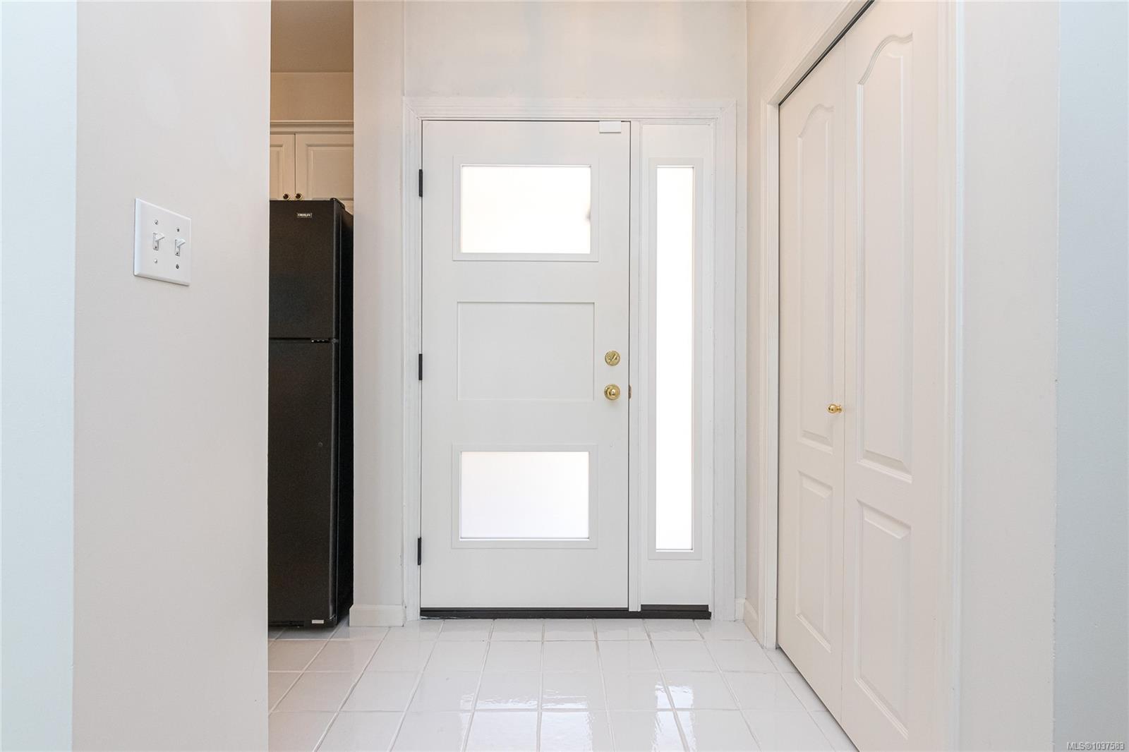 109-50 Songhees Road, Victoria, BC, V9A 7J4 photo 5