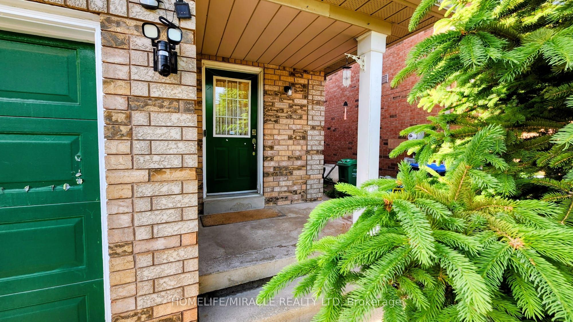 102 Whiteface Crescent, Brampton, ON, L6X 4W7 photo 2