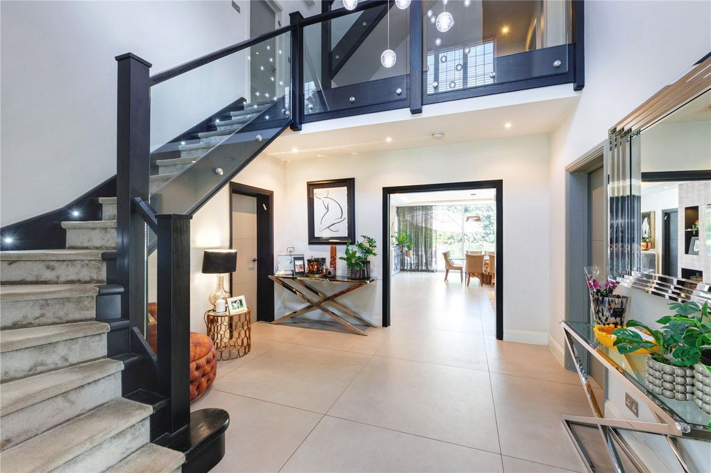 Additional image 2 of 6 bed detached house for saleThe Grove, Radlett, Hertfordshire WD7
