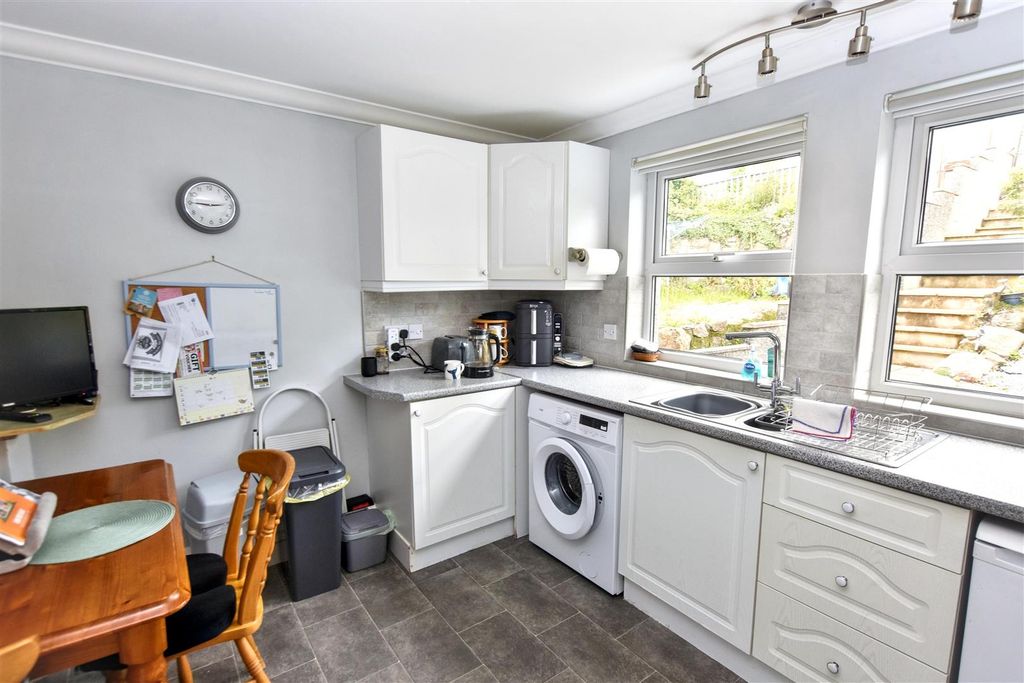 Additional image 9 of 3 bed semi-detached house for saleClinton Road, Redruth TR15
