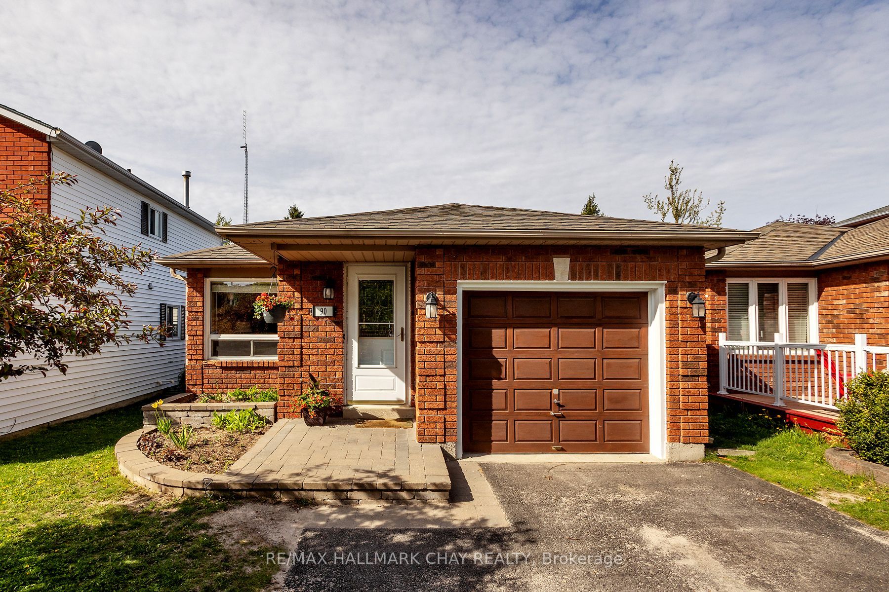 90 Laidlaw Drive, Barrie, ON, L4N 7S2
