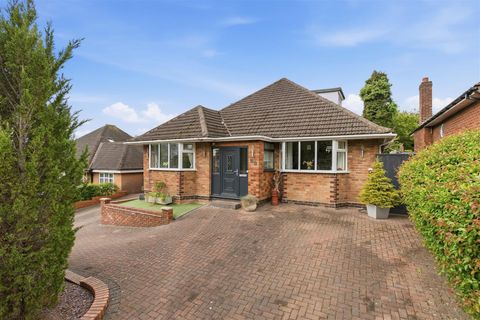Pilkington Avenue, Sutton Coldfield B72